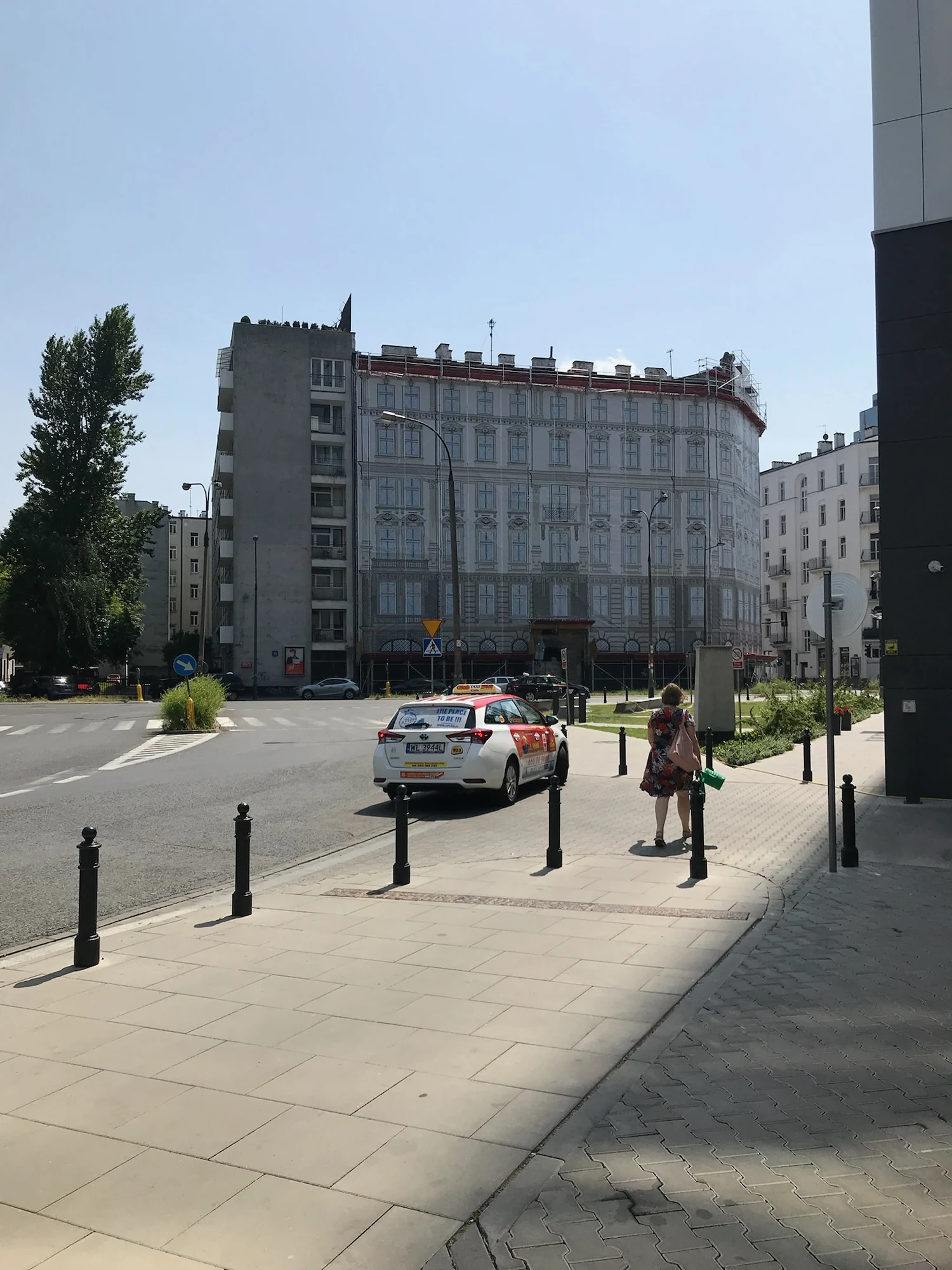 Druk wielkoformatowy — szczegół wydruku na siatce
