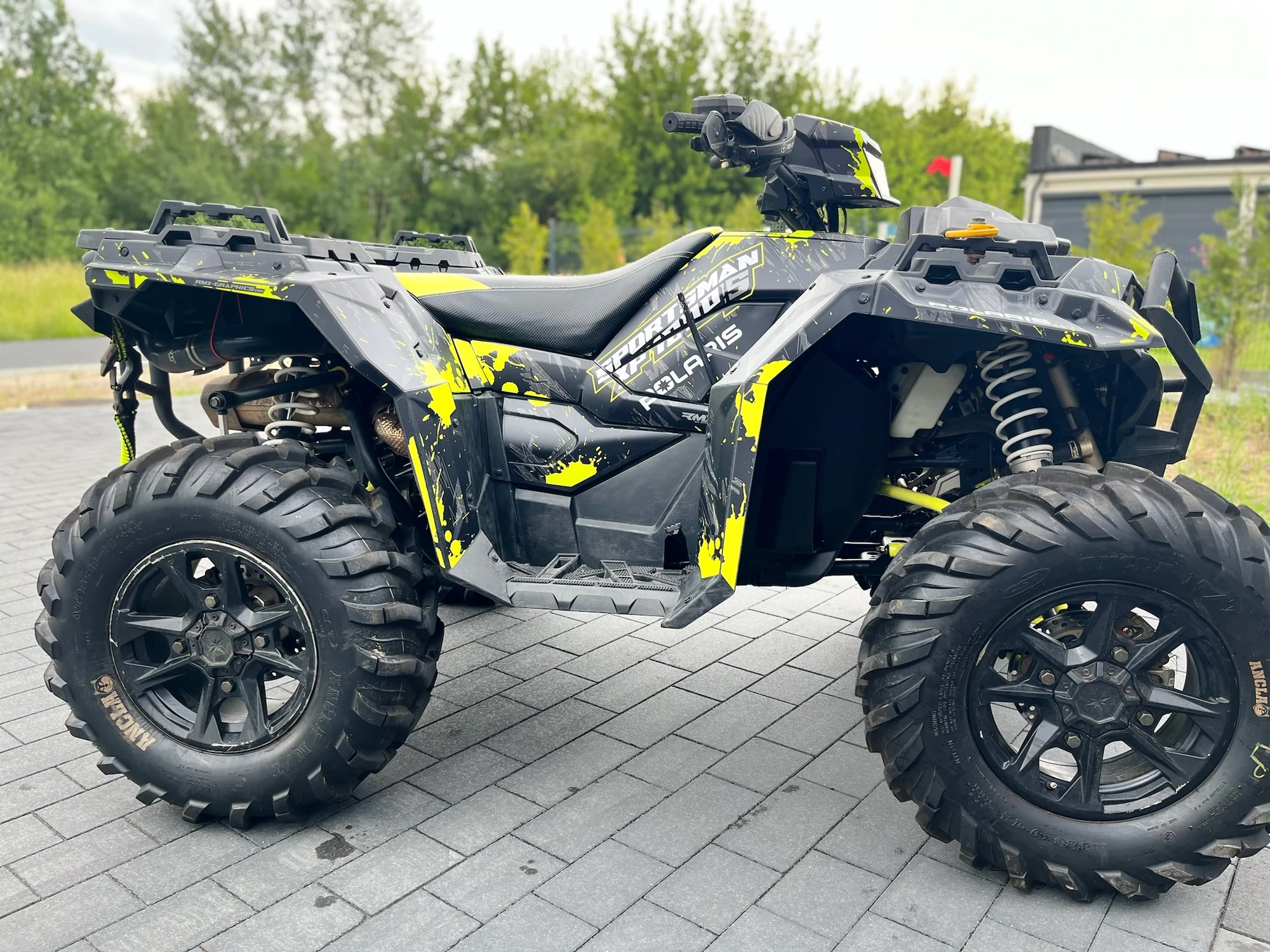 Oklejony quad ATV Polaris — wrap sportowy